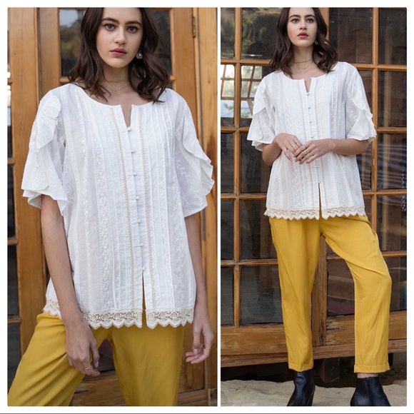 POL Tops - POL Touch of Lace Feminine Woven Top